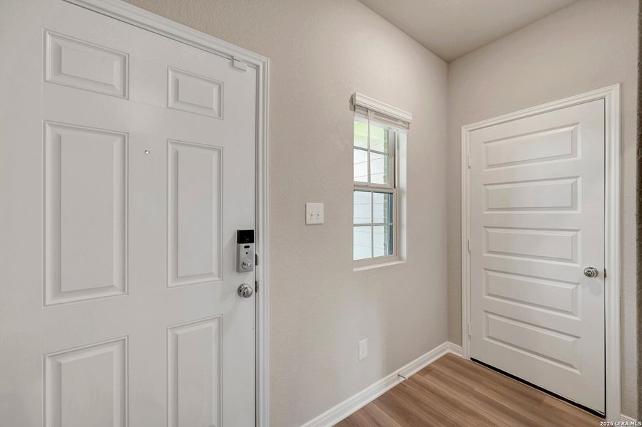 Spacious, unfurnished interior of a new home in Paloma Park, Converse (Image 21).