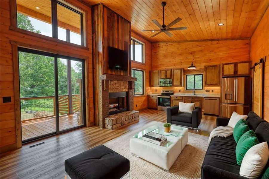 Community amenities in , Blue Ridge (Image 61).