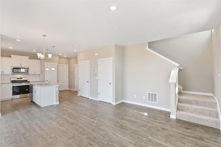 Spacious, unfurnished interior of a new home in Settlers Crossing, Commerce City (Image 16). Spacious, unfurnished interior of a new home in Settlers Crossing, Commerce City (Image 16).