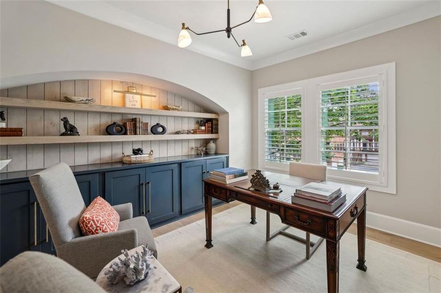 Furnished interior view inside a new home in , Brookhaven (Image 29).