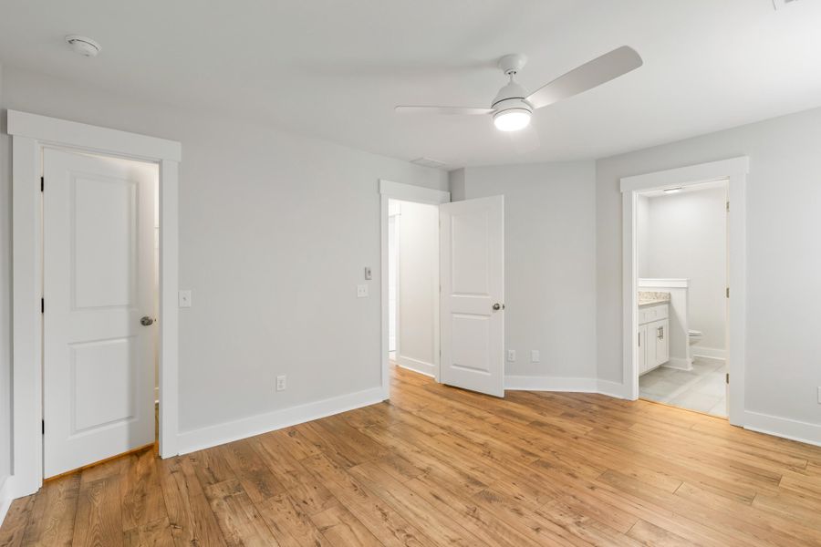 Spacious, unfurnished interior of a new home in , Charleston (Image 56).