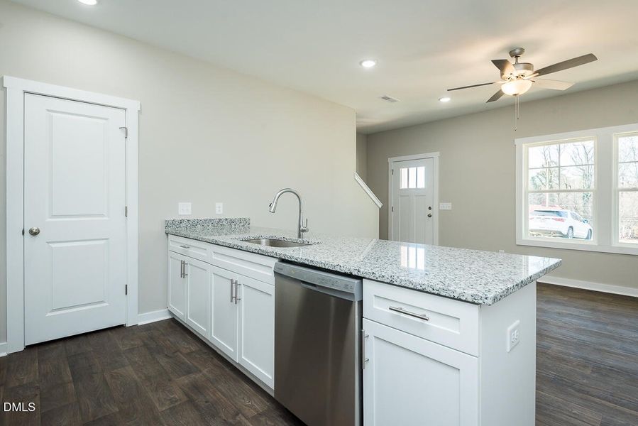 TH 1443 - INT UNIT - E