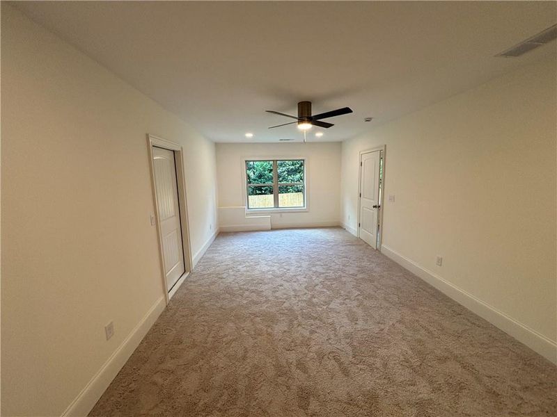 Spacious, unfurnished interior of a new home in , Marietta (Image 26).