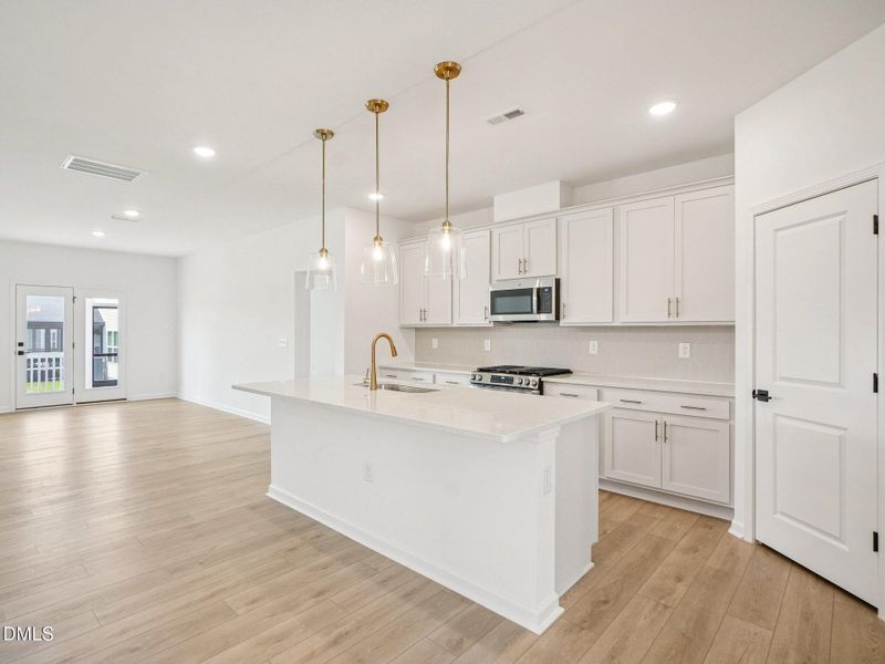 10-web-or-mls-N Harvest Ridge Way-S2609-