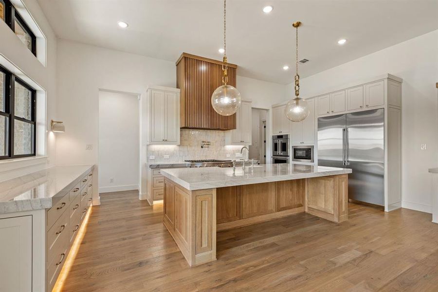 Furnished interior view inside a new home in The Resort on Eagle Mt. Lake, Fort Worth (Image 5).