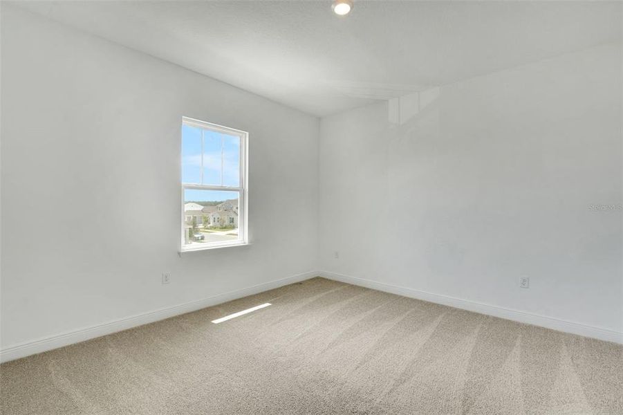 Spacious, unfurnished interior of a new home in Crossroads at Kelly Park, Apopka (Image 30).
