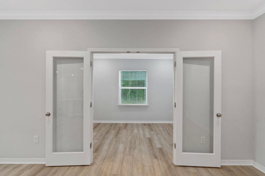 Representative unfurnished interior of a home built from the Drexel by Maronda Homes in Applewood Reserve, Lakeland (Image 51).