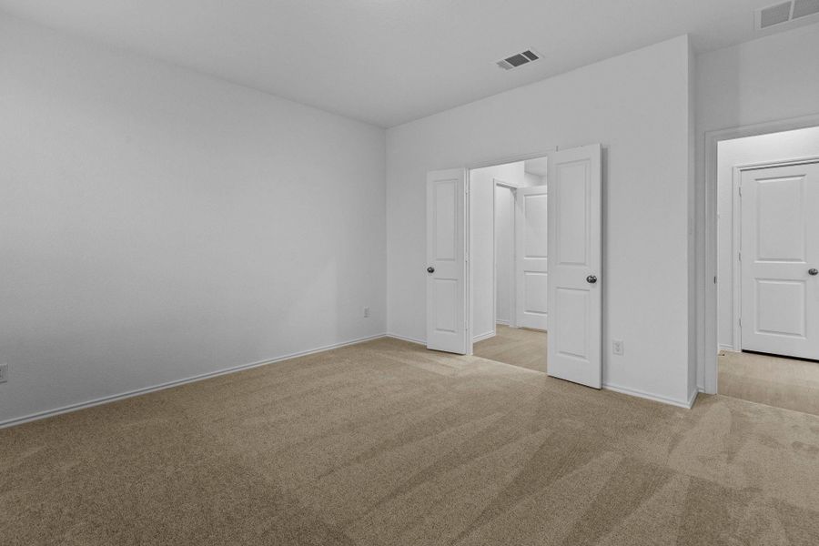 Spacious, unfurnished interior of a new home in Clayton Ranch, Copperas Cove (Image 33).