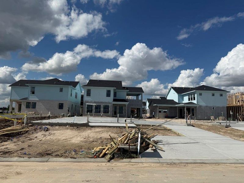Every foundation at DWH is engineered and it’s inspected three times! We do not do “batch” testing. Rest easy knowing your foundation comes with a 10 year warranty. Every foundation at DWH is engineered and it’s inspected three times! We do not do “batch” testing. Rest easy knowing your foundation comes with a 10 year warranty.