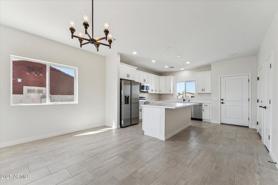 Eat-in Dining Eat-in Dining