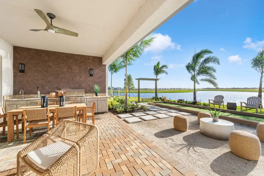 Representative exterior details of a home built from the Caroline by GL Homes in Valencia Parc at Riverland, Port St. Lucie (Image 4).