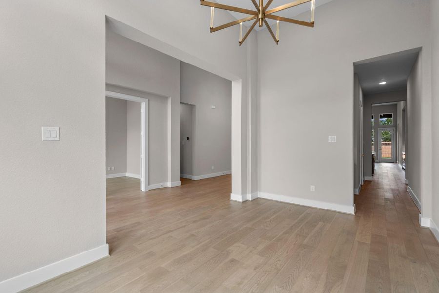 Spacious dining room off the foyer