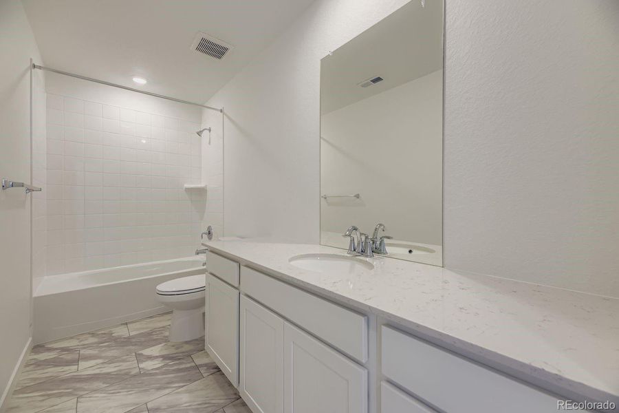Furnished interior view inside a new home in Sterling Ranch, Littleton (Image 7).