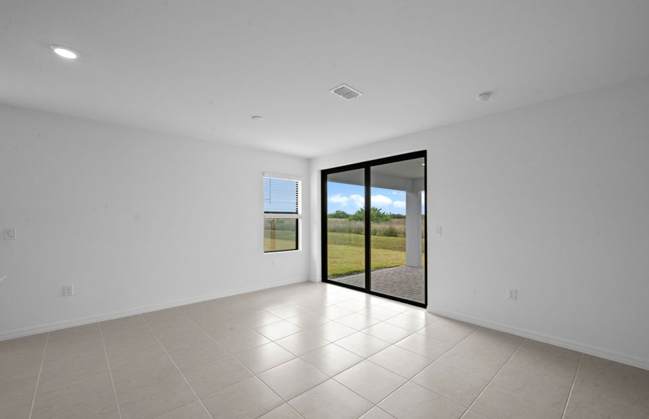 Spacious, unfurnished interior of a new home in Whispering Lakes, Lehigh Acres (Image 23). Spacious, unfurnished interior of a new home in Whispering Lakes, Lehigh Acres (Image 23).