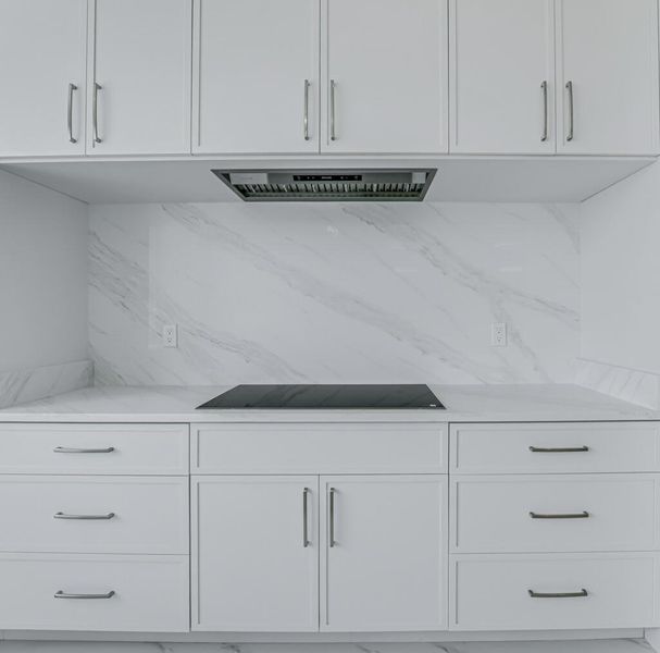 Close-up of interior finishes inside a home in , Lake Worth (Image 21).