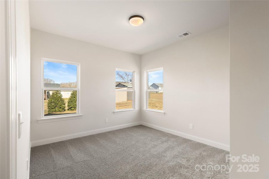 Spacious, unfurnished interior of a new home in , Olin (Image 12).