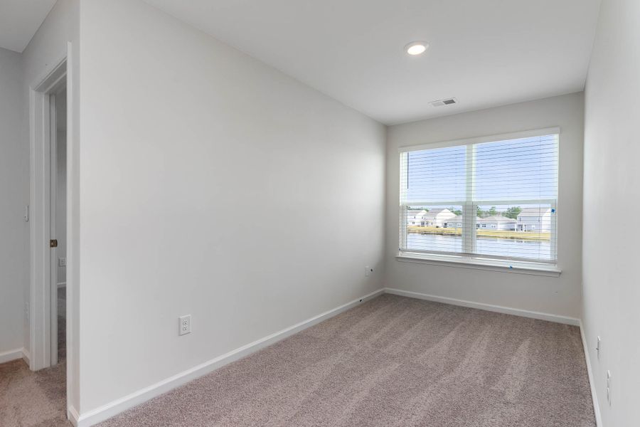 Representative unfurnished interior of a home built from the HAYDEN by D.R. Horton in South Haven, Camden (Image 27).
