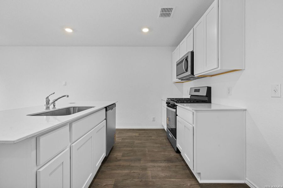Furnished interior view inside a new home in Blue Ridge Ranch, San Antonio (Image 4).
