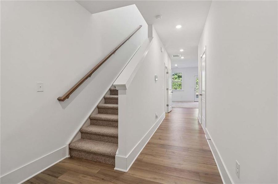 Spacious, unfurnished interior of a new home in Park Vue, Atlanta (Image 30). Spacious, unfurnished interior of a new home in Park Vue, Atlanta (Image 30).