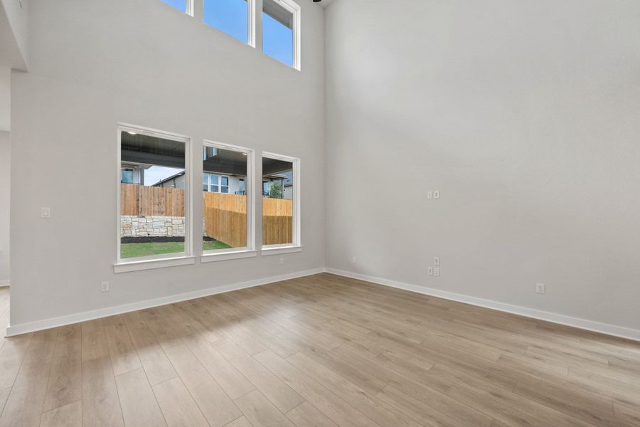Spacious, unfurnished interior of a new home in Heritage, Dripping Springs (Image 24). Spacious, unfurnished interior of a new home in Heritage, Dripping Springs (Image 24).