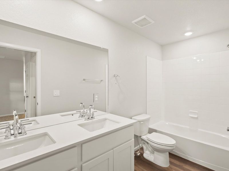 Furnished interior view inside a new home in Lake Bluff, Greeley (Image 5).