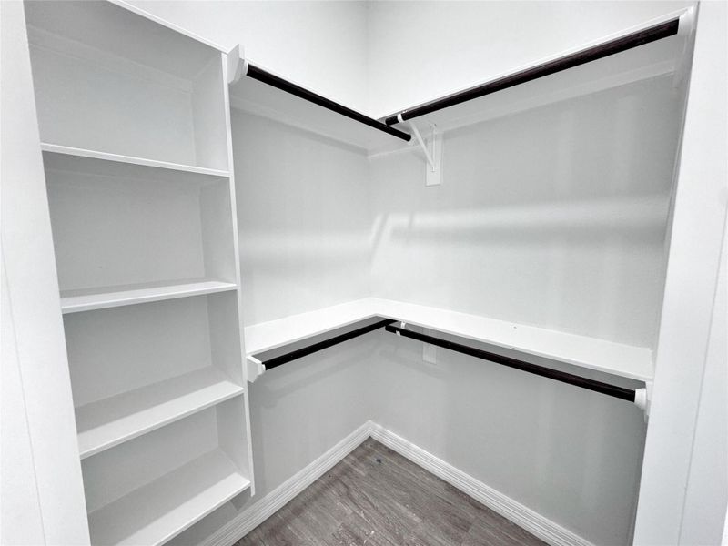 Spacious, unfurnished interior of a new home in , Dayton (Image 20).