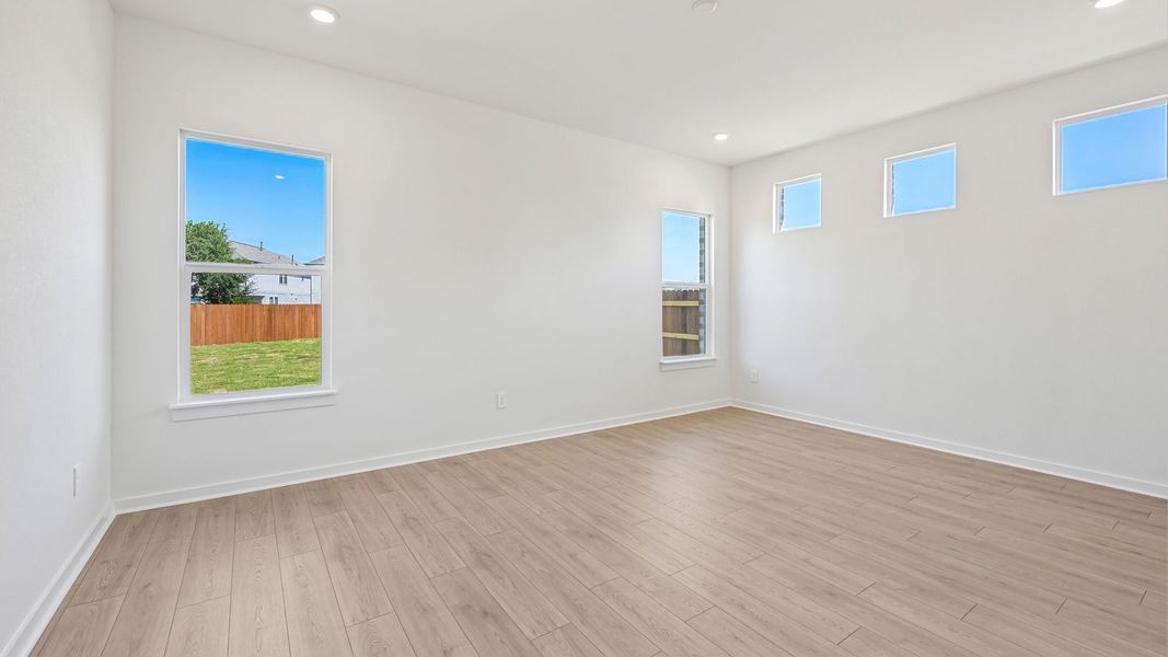 Spacious, unfurnished interior of a new home in The Enclave at Bar W Ranch, Leander (Image 20). Spacious, unfurnished interior of a new home in The Enclave at Bar W Ranch, Leander (Image 20).