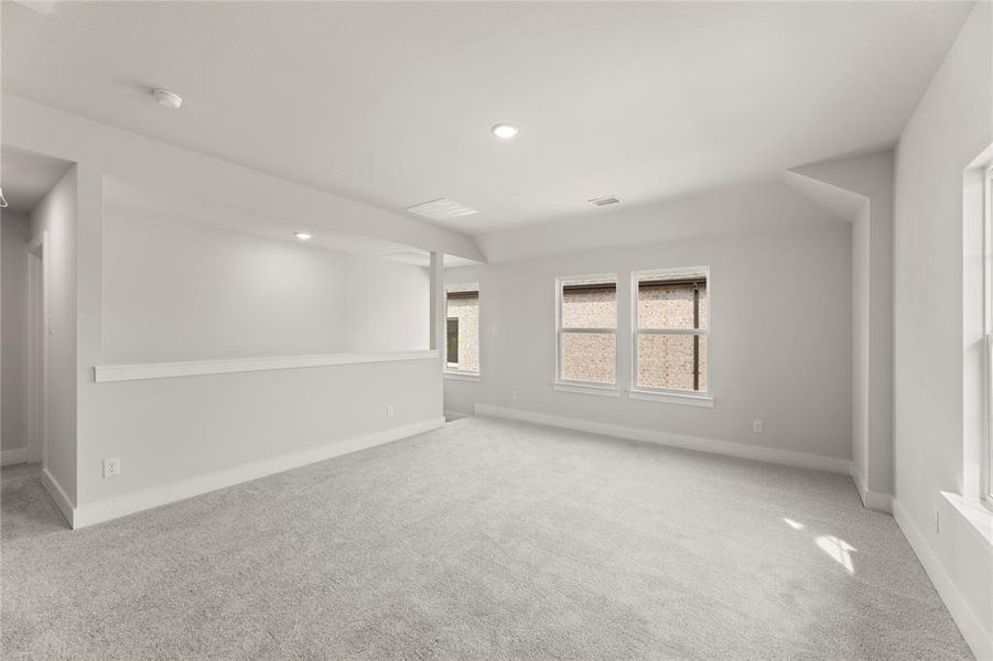 23. 1817 Jasmin June - Game (2)