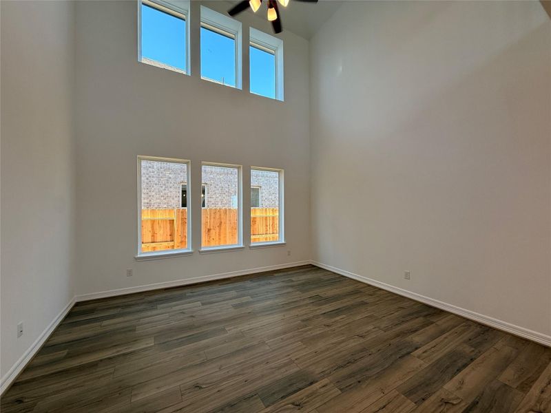 Spacious, unfurnished interior of a new home in Wildrye, Waller (Image 18).