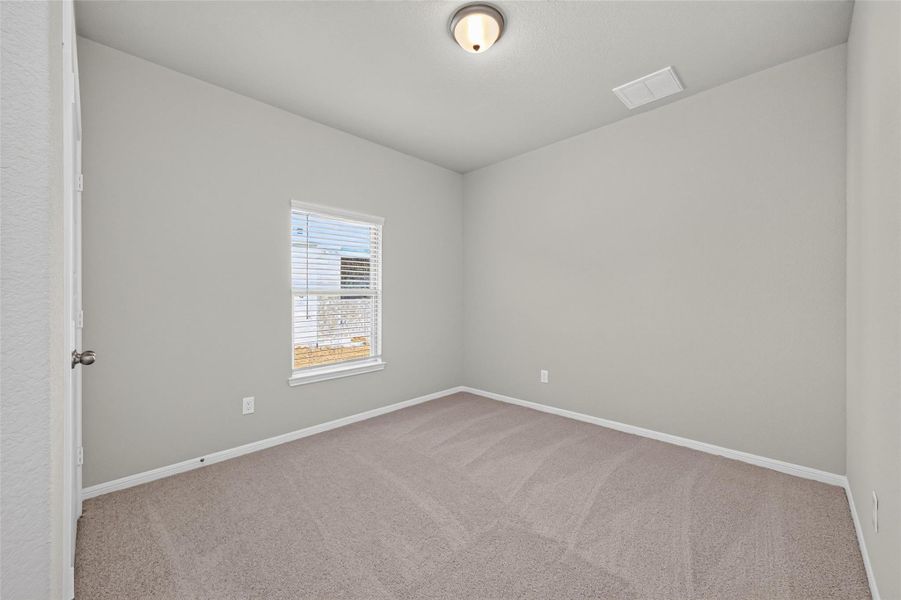 Spacious, unfurnished interior of a new home in Woodland Lakes, Huffman (Image 22).