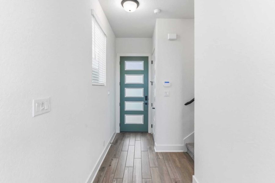 Spacious, unfurnished interior of a new home in Centero at Stone Oak, San Antonio (Image 16).