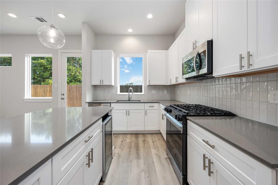 Furnished interior view inside a new home in , Houston (Image 10).
