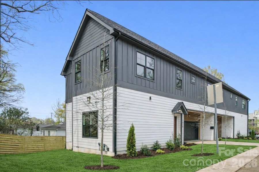 Exterior details and patio area of a home in , Charlotte (Image 3).