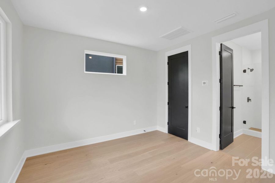 Spacious, unfurnished interior of a new home in , Charlotte (Image 21).