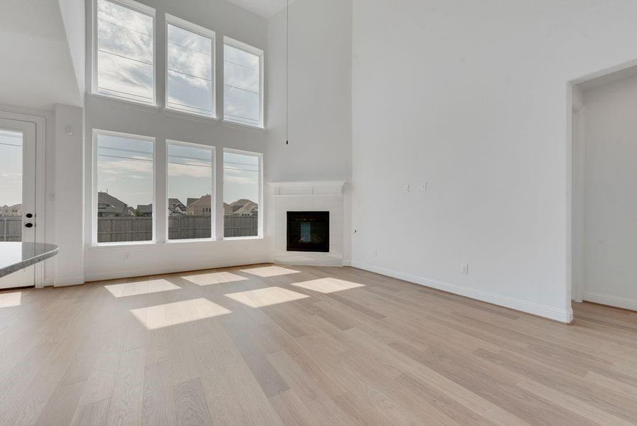 Spacious, unfurnished interior of a new home in Dominion of Pleasant Valley, Wylie (Image 22). Spacious, unfurnished interior of a new home in Dominion of Pleasant Valley, Wylie (Image 22).