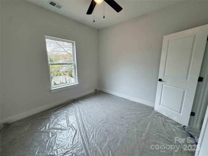 Image 19 of a home in . Image 19 of a home in .