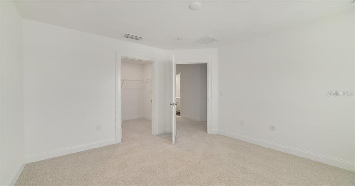 Spacious, unfurnished interior of a new home in Vdara, Orlando (Image 21). Spacious, unfurnished interior of a new home in Vdara, Orlando (Image 21).