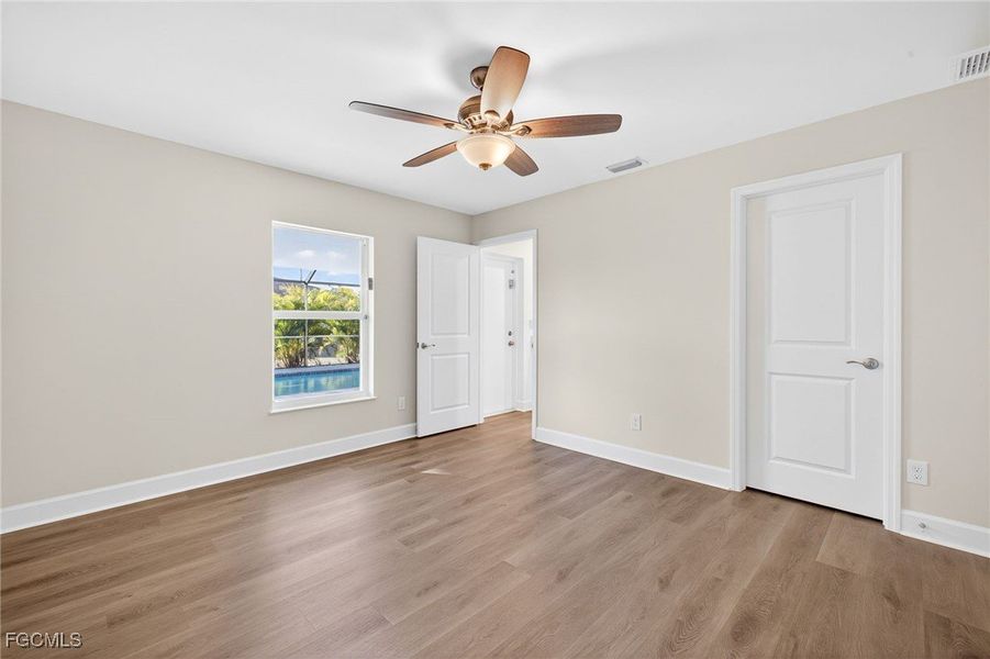 Spacious, unfurnished interior of a new home in Cape Coral, Cape Coral (Image 29).