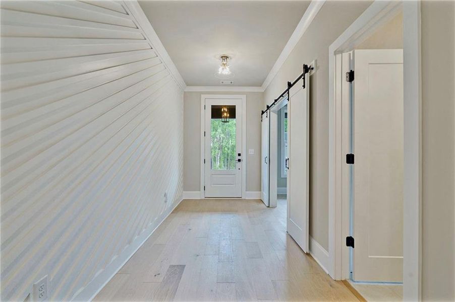 Spacious, unfurnished interior of a new home in , Atlanta (Image 26).