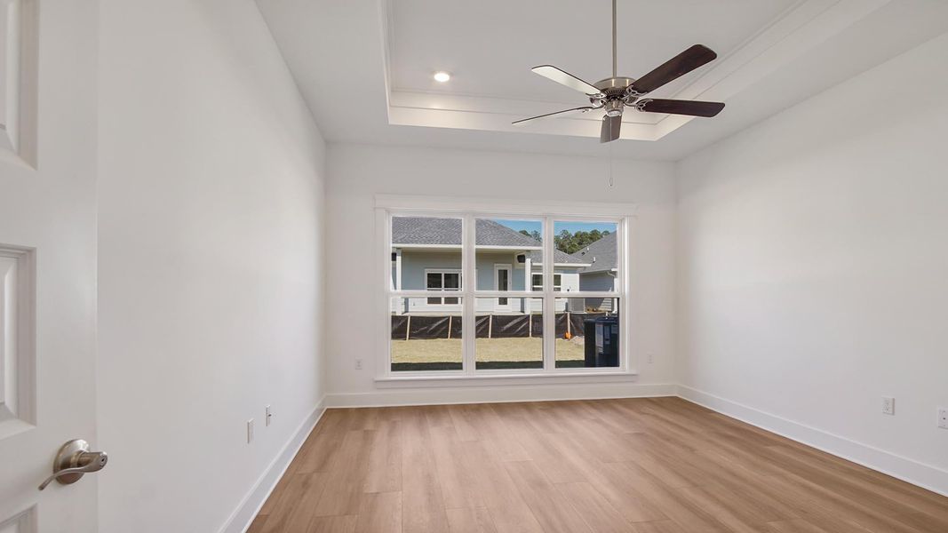 Spacious, unfurnished interior of a new home in WindMark Beach, Port Saint Joe (Image 10).