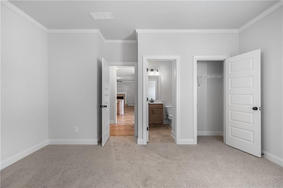 Spacious, unfurnished interior of a new home in Calgary Downs, Winder (Image 23).