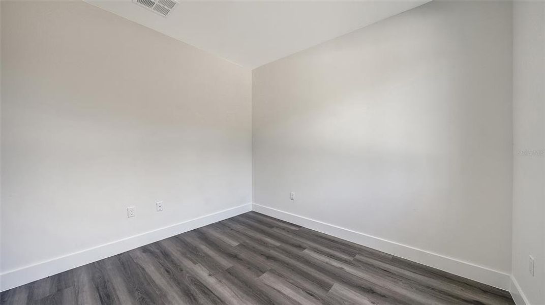 Spacious, unfurnished interior of a new home in , North Port (Image 13).