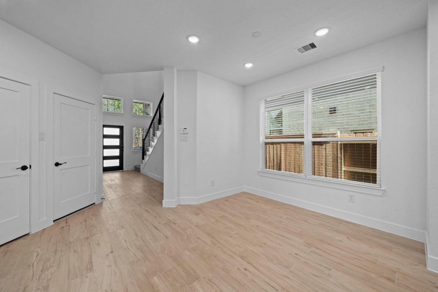 Spacious, unfurnished interior of a new home in The Woodlands Hills, Willis (Image 13). Spacious, unfurnished interior of a new home in The Woodlands Hills, Willis (Image 13).