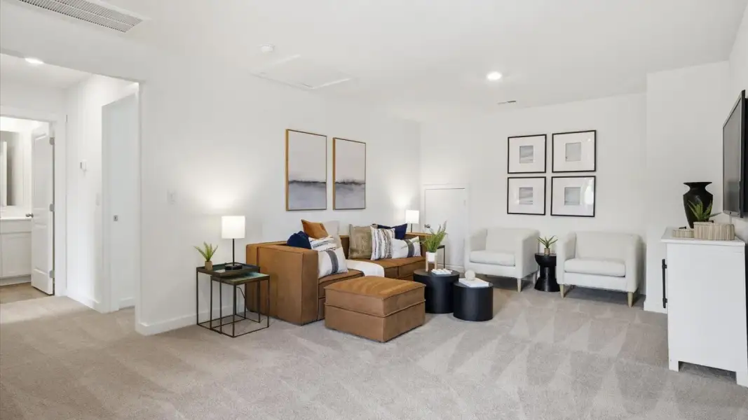 Furnished interior view inside a new home in Oak Hill, Vonore (Image 24).