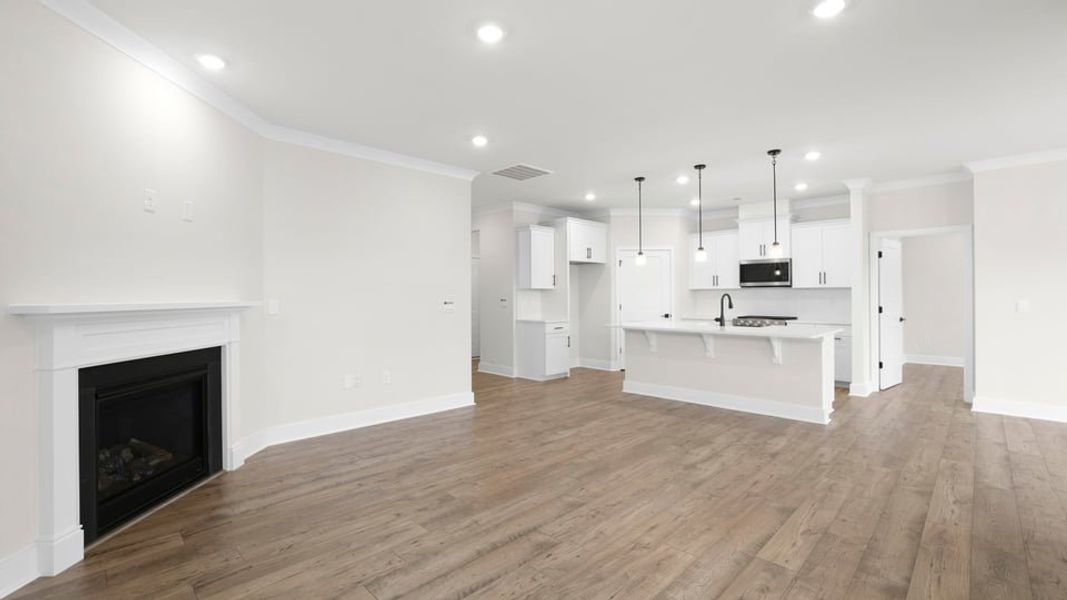 Spacious, unfurnished interior of a new home in Adams Glen, Greenville (Image 27).