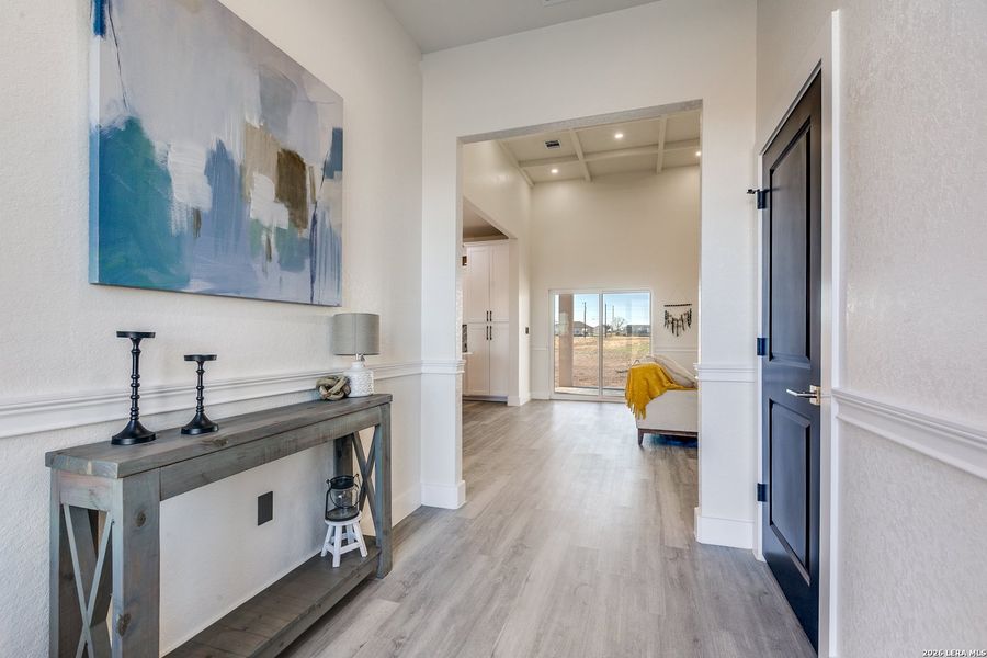 Furnished interior view inside a new home in , Atascosa (Image 15).