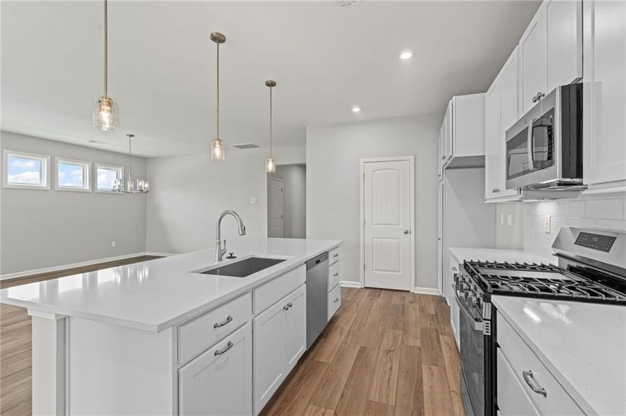 Furnished interior view inside a new home in Twin Lakes, Hoschton (Image 9). Furnished interior view inside a new home in Twin Lakes, Hoschton (Image 9).