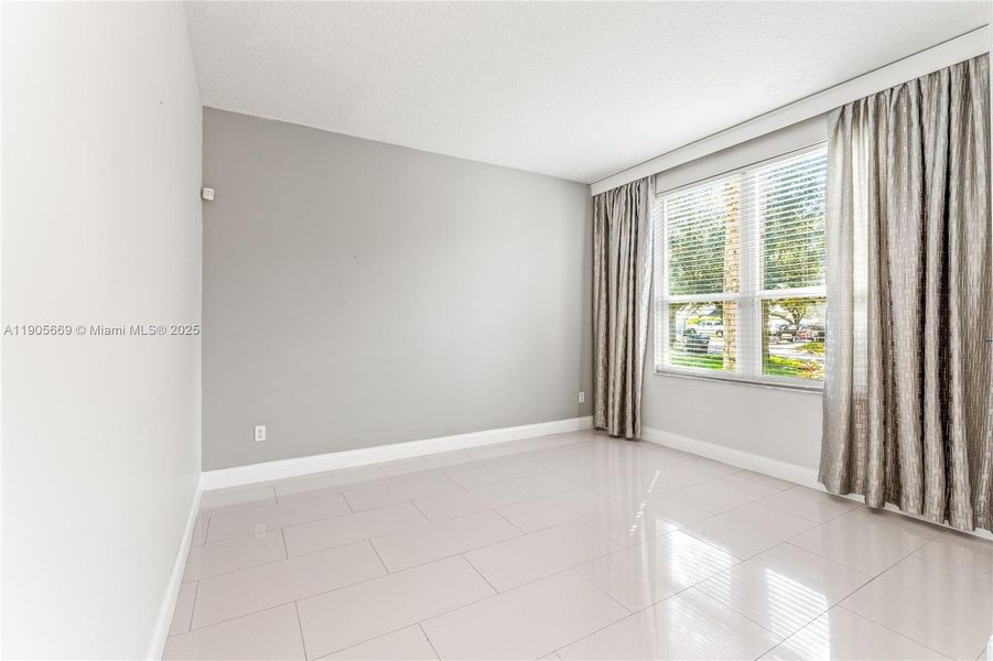 Spacious, unfurnished interior of a new home in , Orlando (Image 21). Spacious, unfurnished interior of a new home in , Orlando (Image 21).