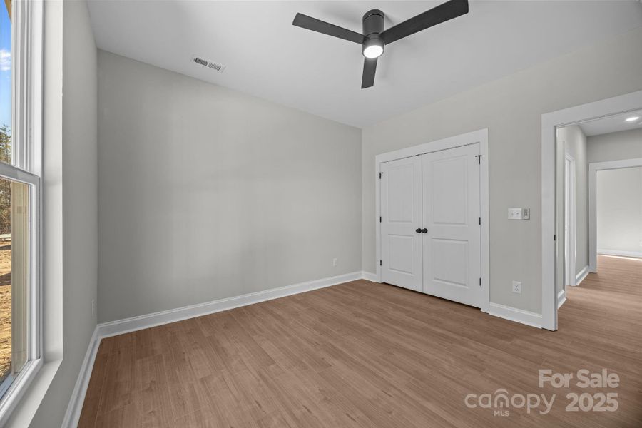 Spacious, unfurnished interior of a new home in , Lincolnton (Image 29).