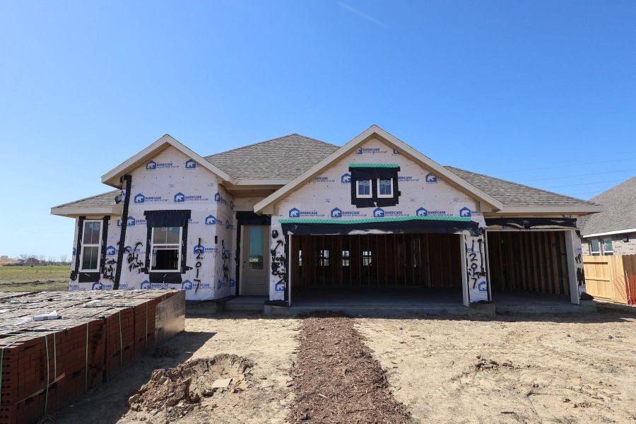 One story home with 4 beds, 3 baths, and 3 car garage